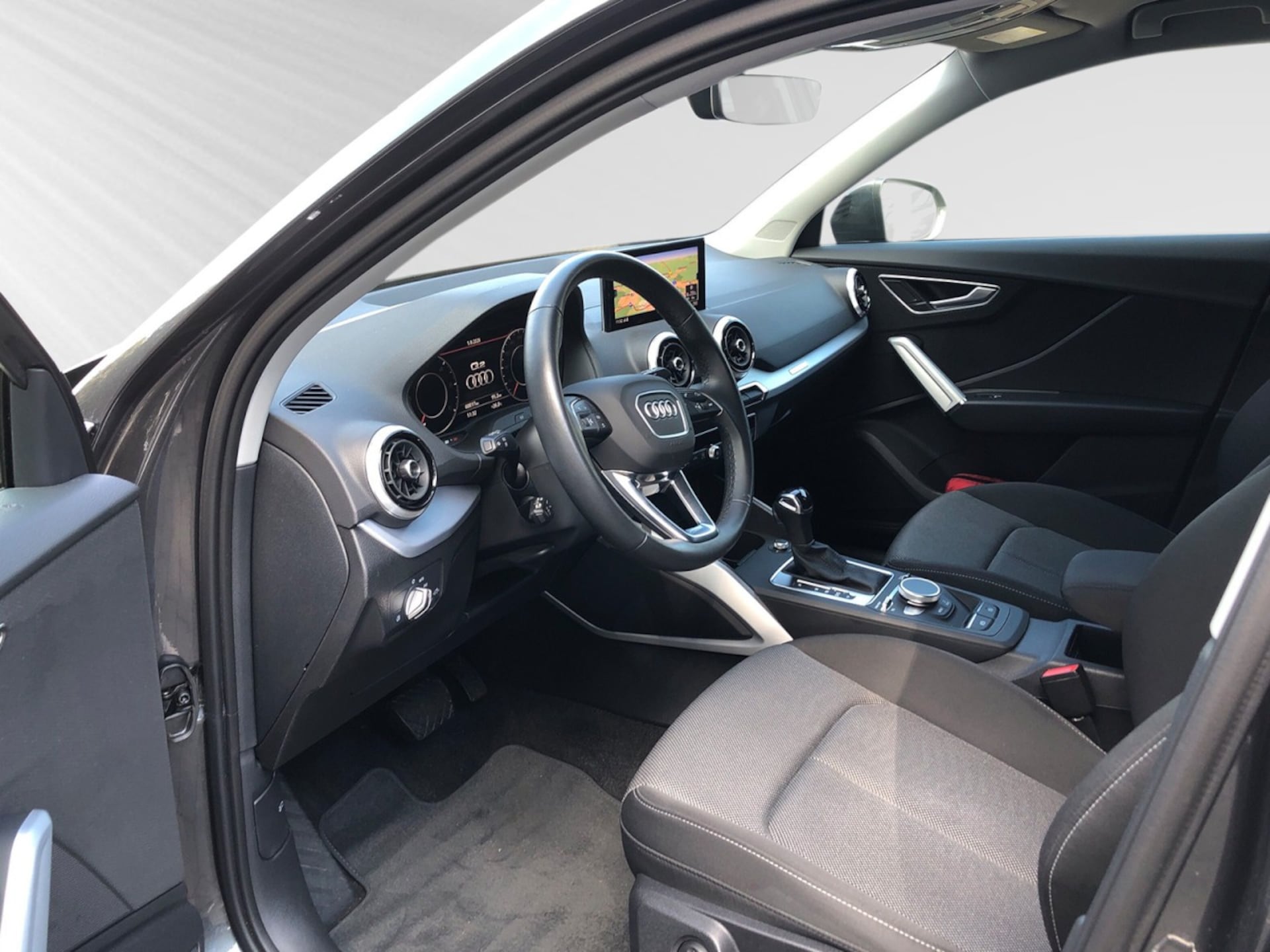 Audi Q2 S line