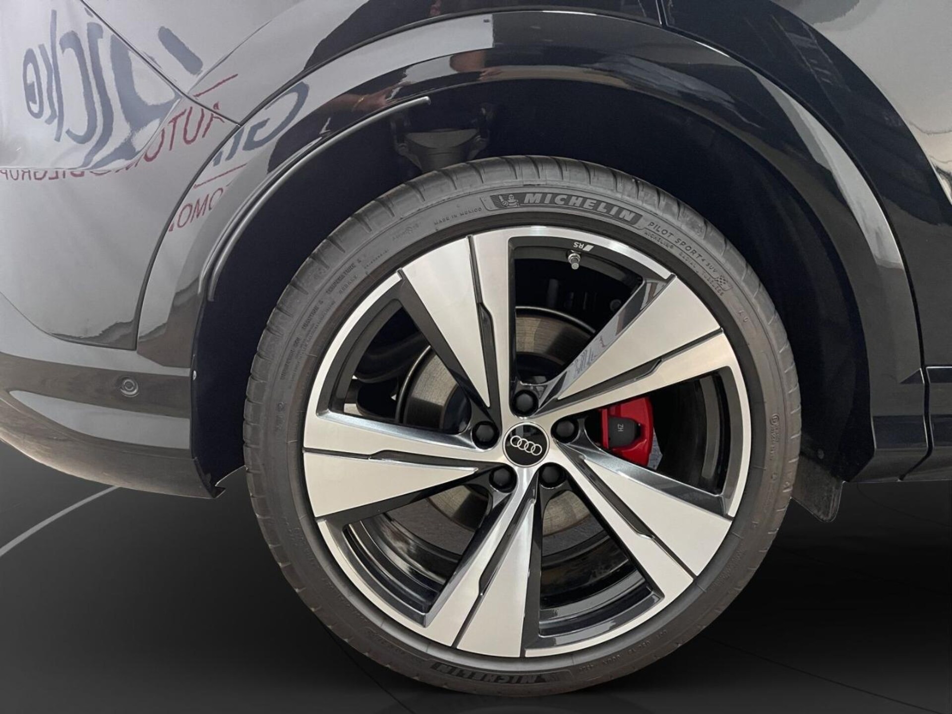 Audi SQ5 Sportback edition one