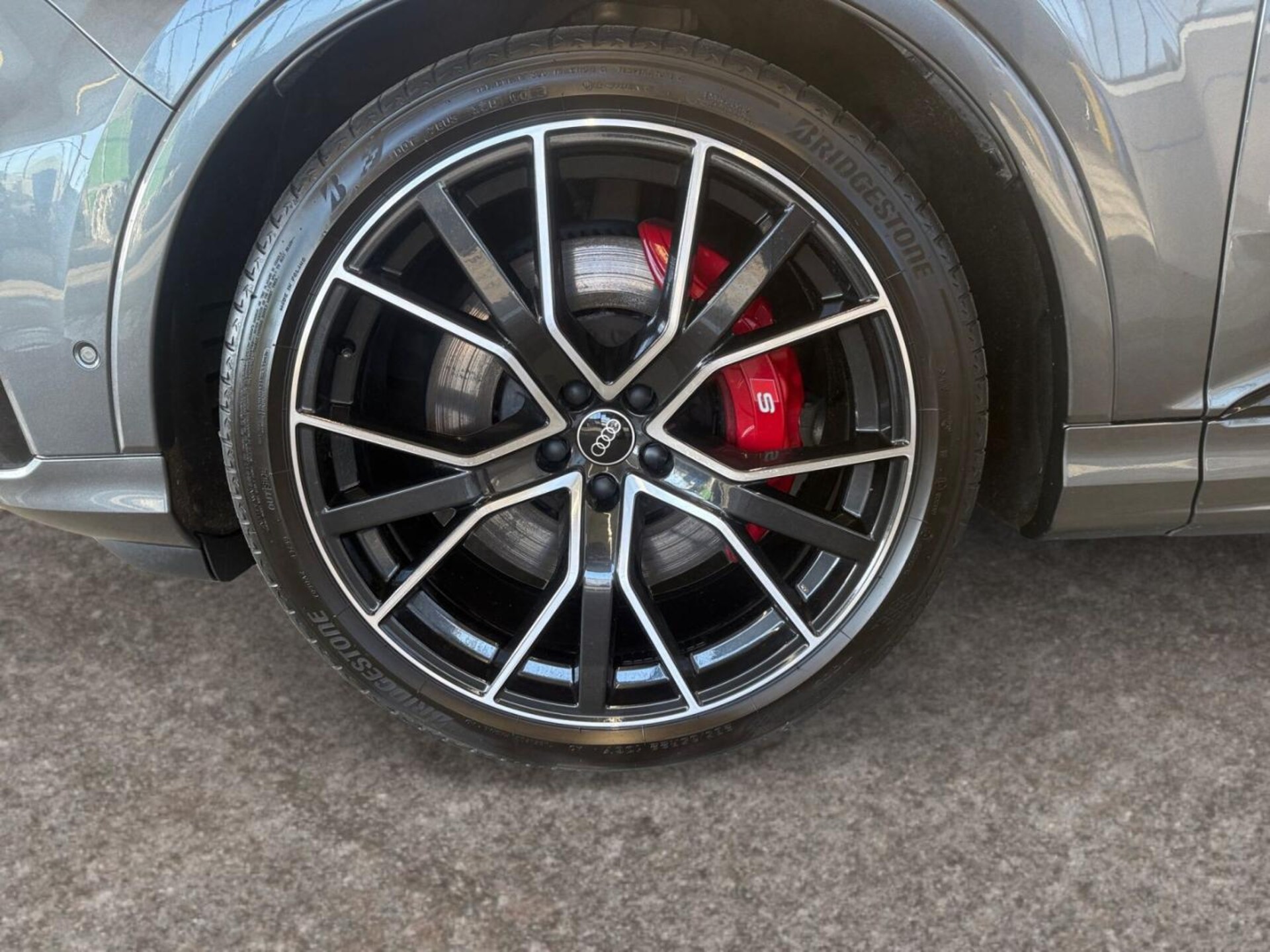 Audi SQ7 SUV