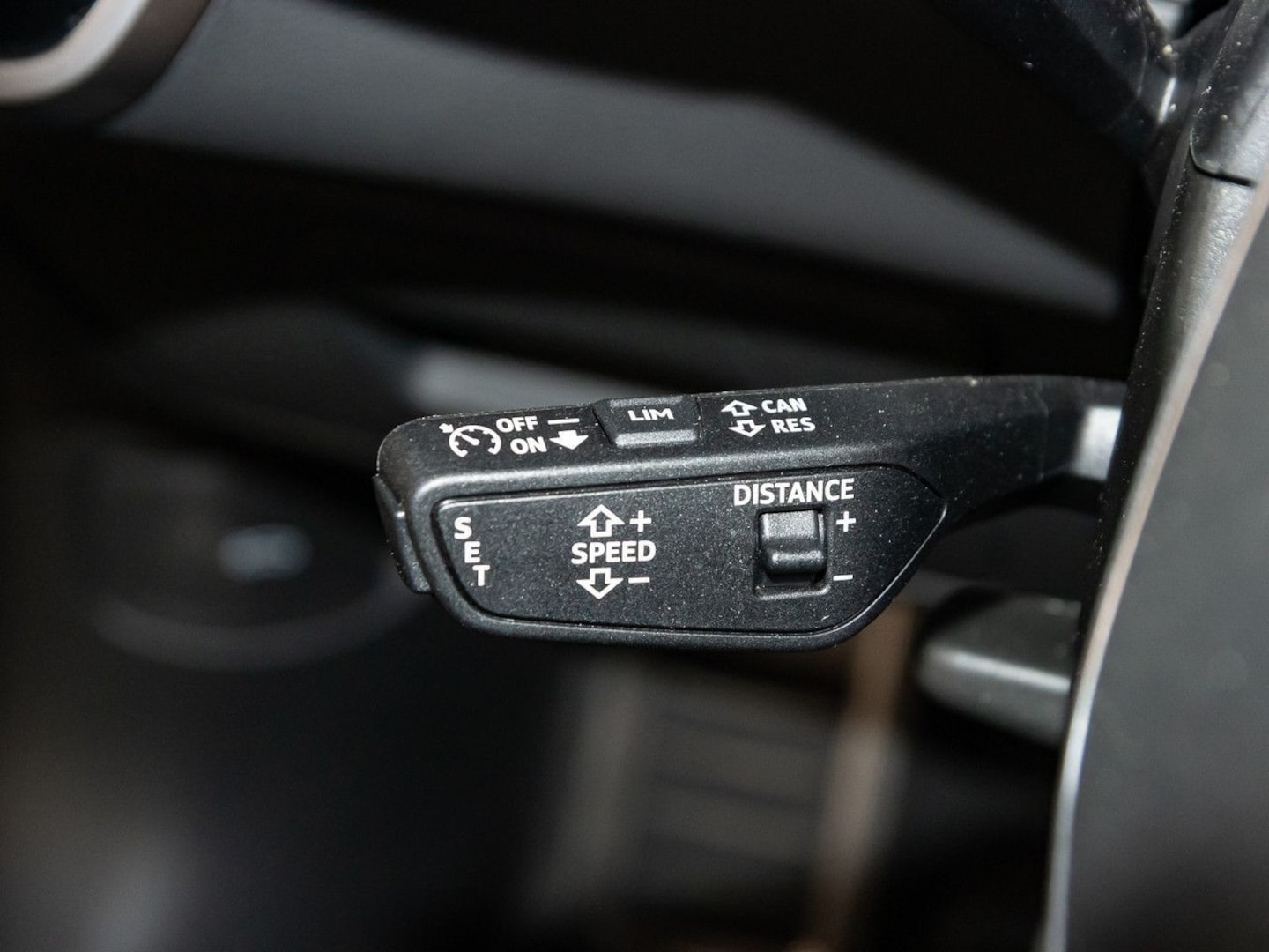 Bild über Audi S6 Avant TDI quattro tiptronic - für weitere Informationen kontaktieren Sie den Audi Partner