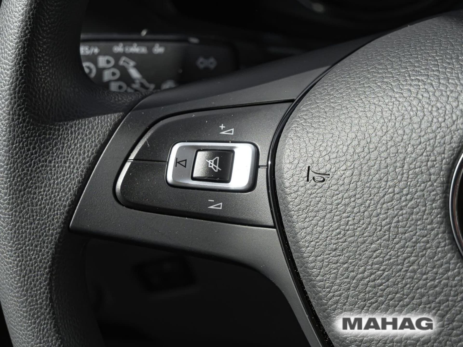 Volkswagen Crafter Kasten langer Radstand