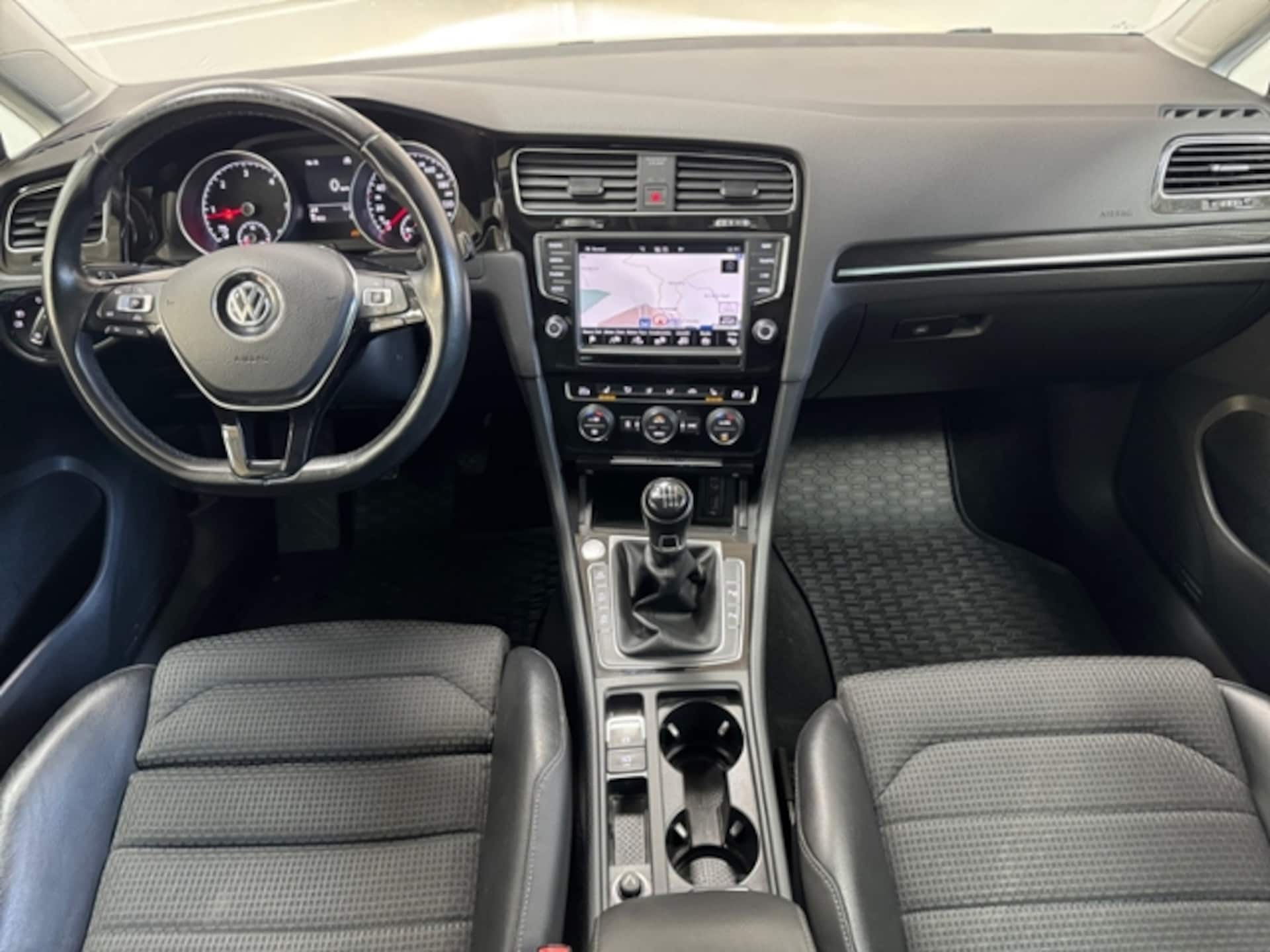 Volkswagen Golf Highline