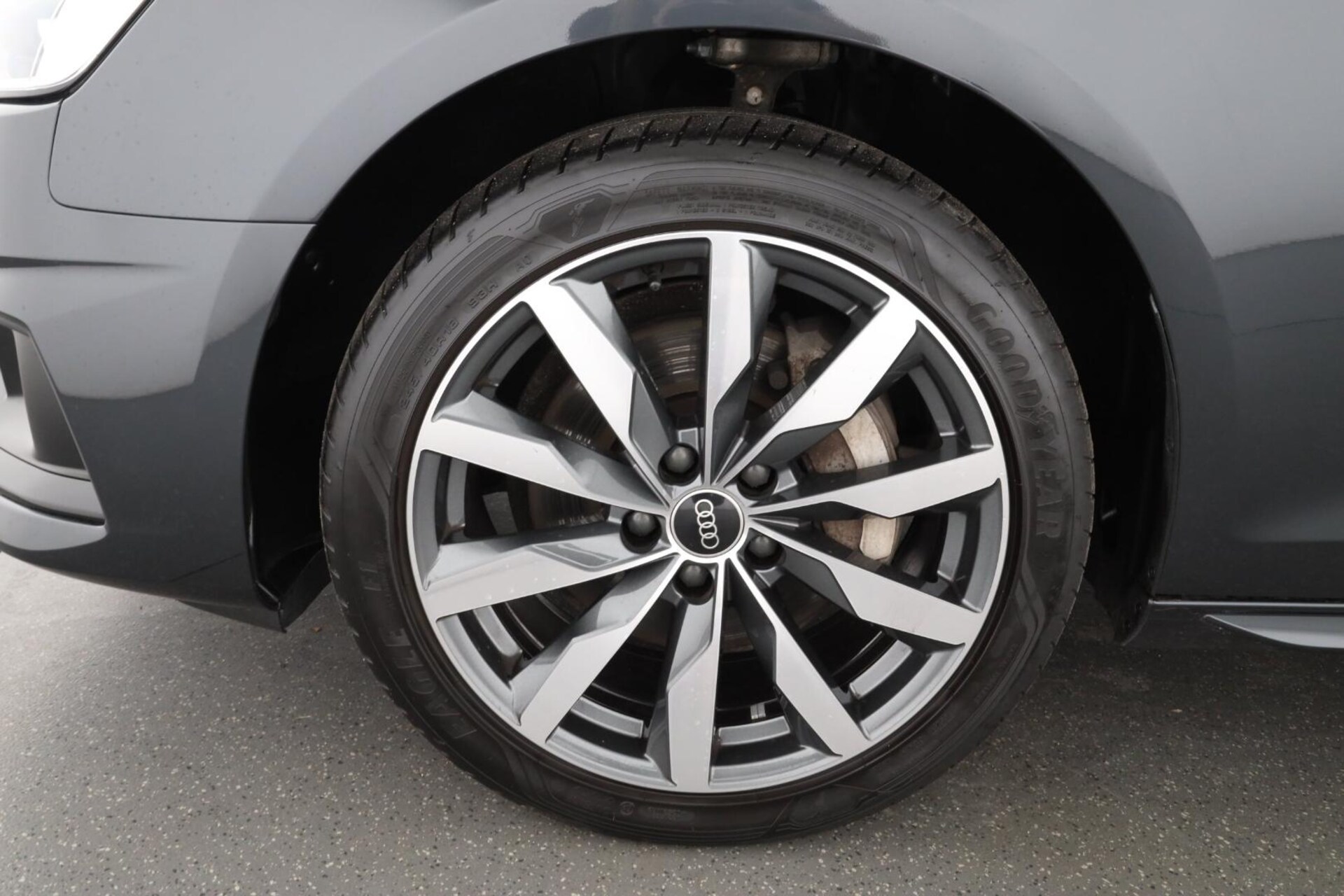 Audi A4 Limousine Advanced