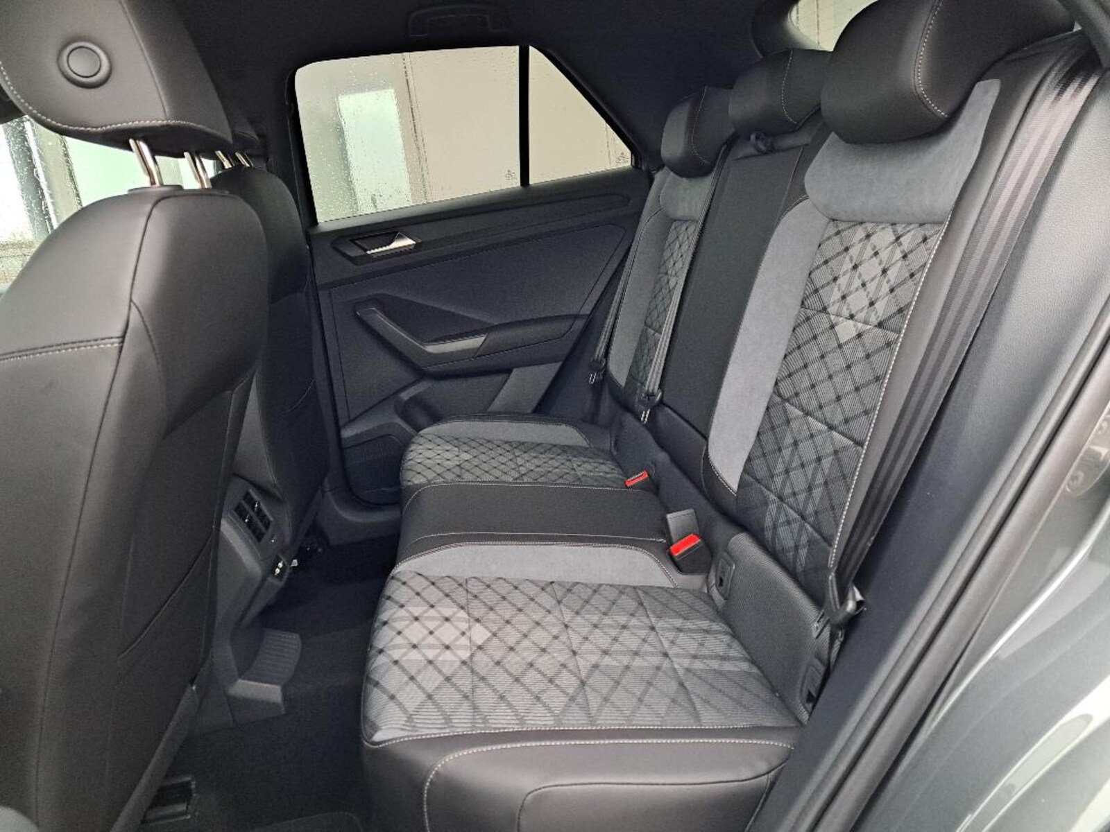 Volkswagen T-Roc – Bild 9