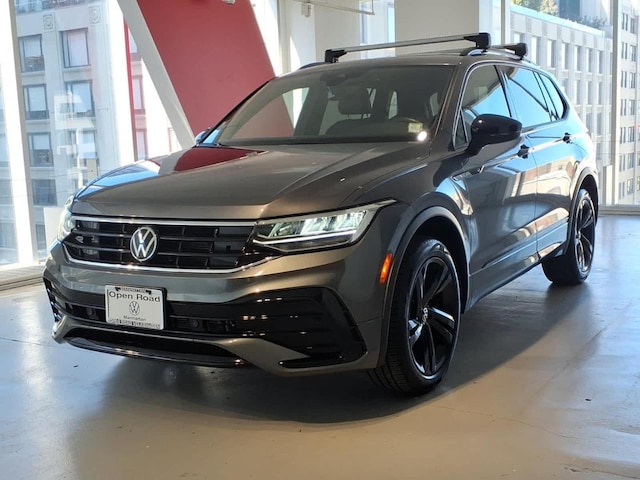 2024 Volkswagen Tiguan SE R-LINE BLACK