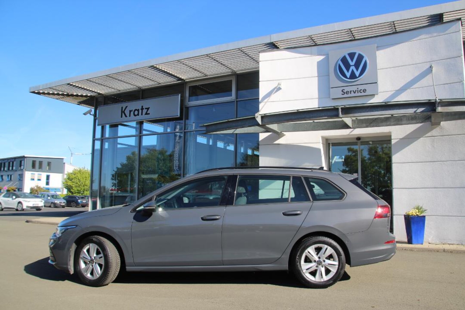 Volkswagen Golf Variant Life