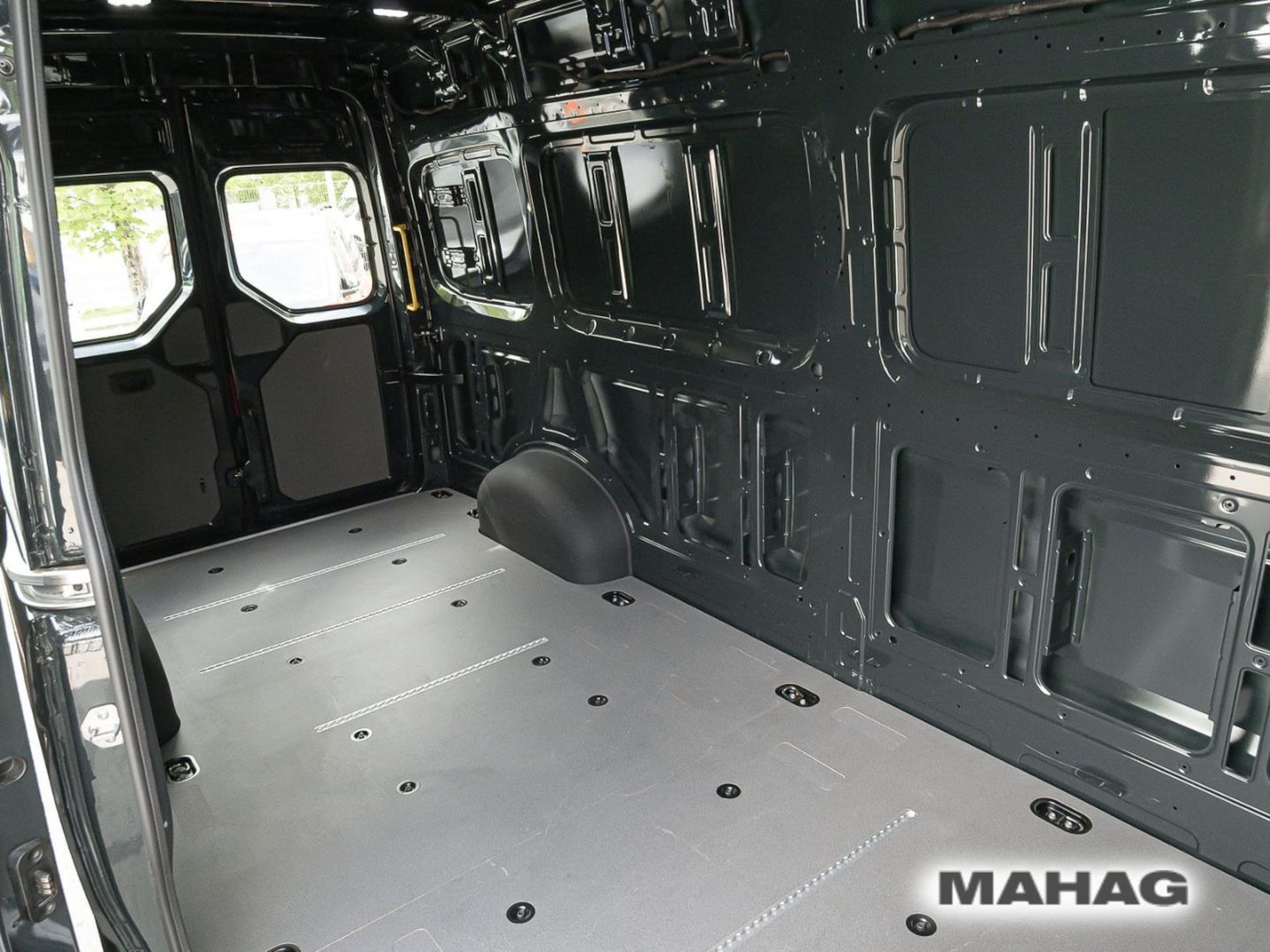 Volkswagen Crafter Kasten langer Radstand