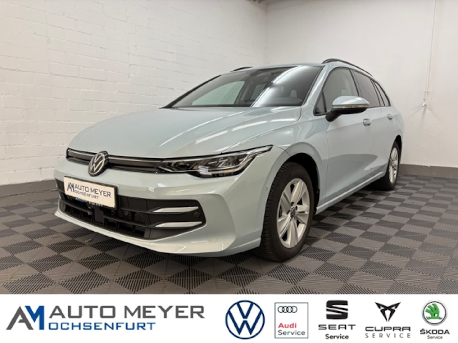 Volkswagen Golf Variant Life