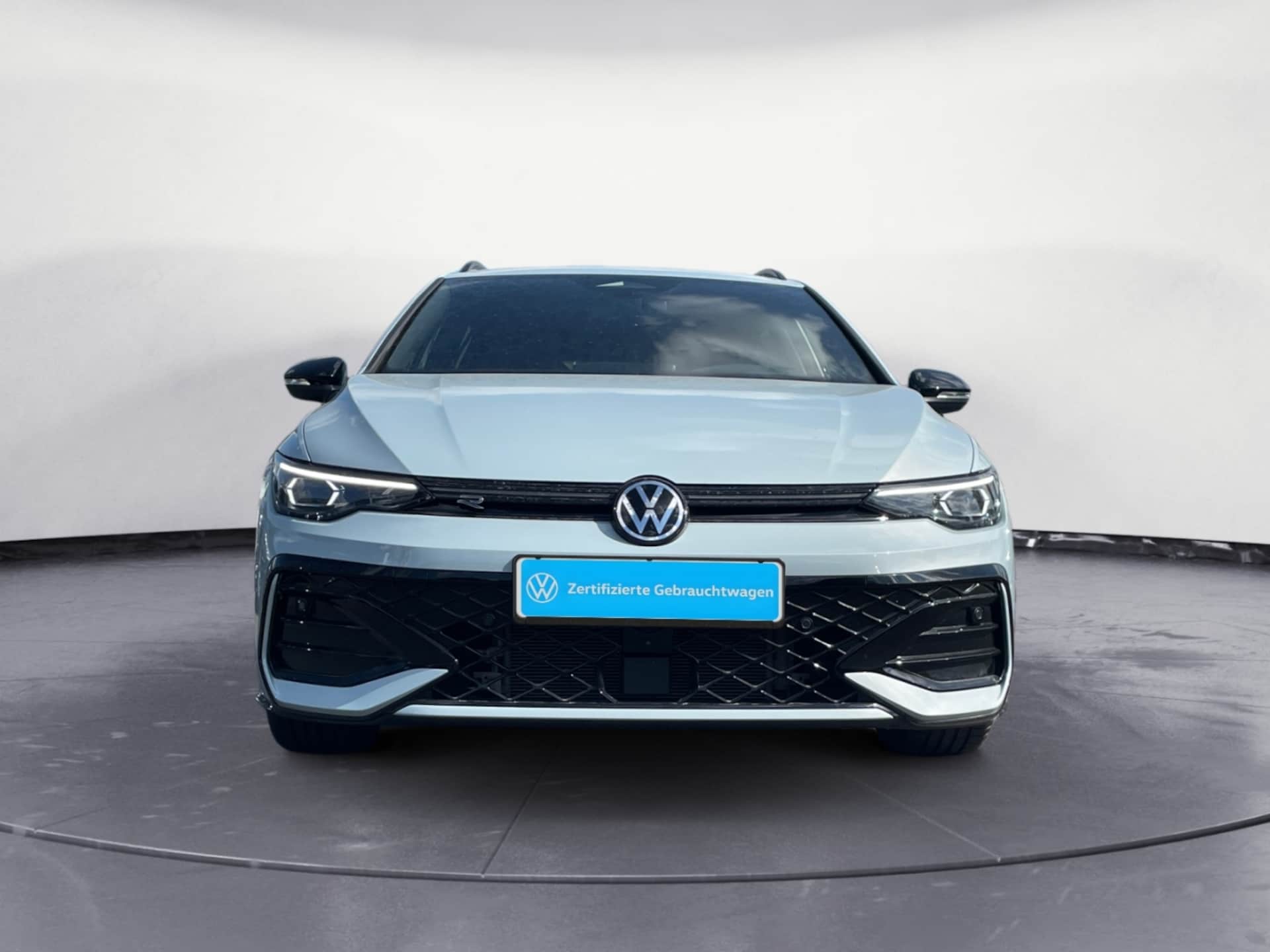 Volkswagen Golf Variant R-Line