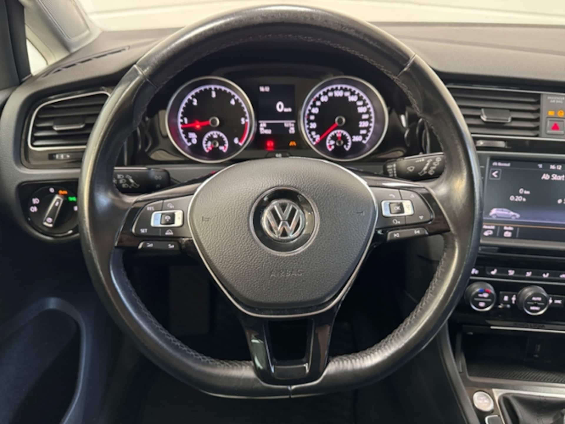 Volkswagen Golf Highline