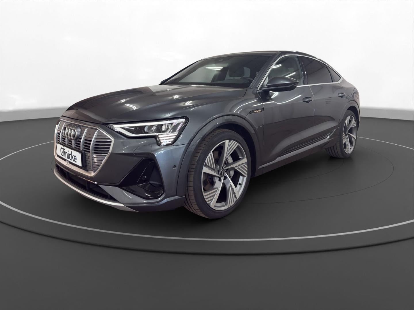 Bild über Audi e-tron Sportback S line 55 quattro - für weitere Informationen kontaktieren Sie den Audi Partner