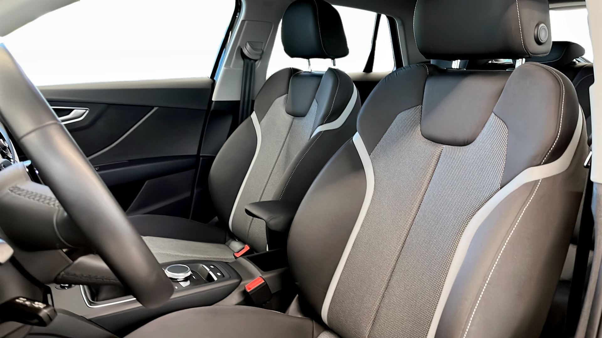 Image about Audi Q2 Q2 35 TFSI Proline advanced 150 hk 6-växlad