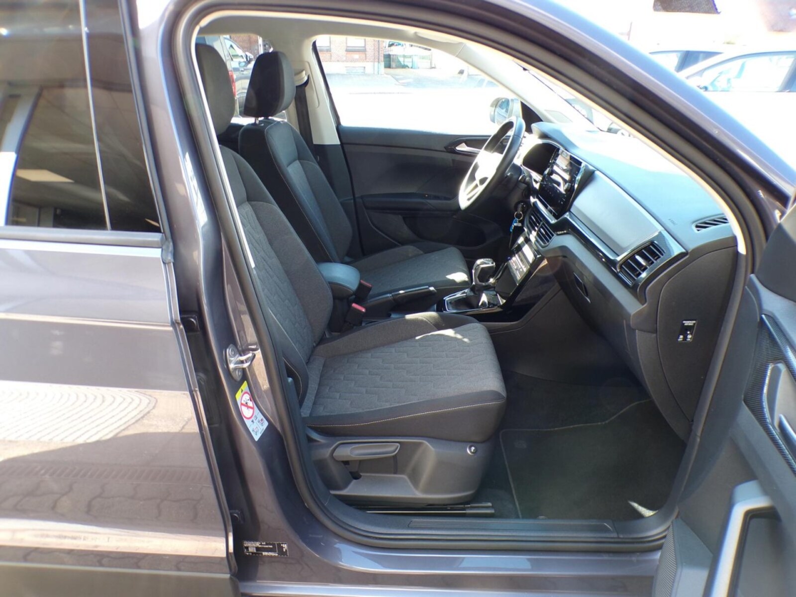 Volkswagen T-Cross – Bild 3
