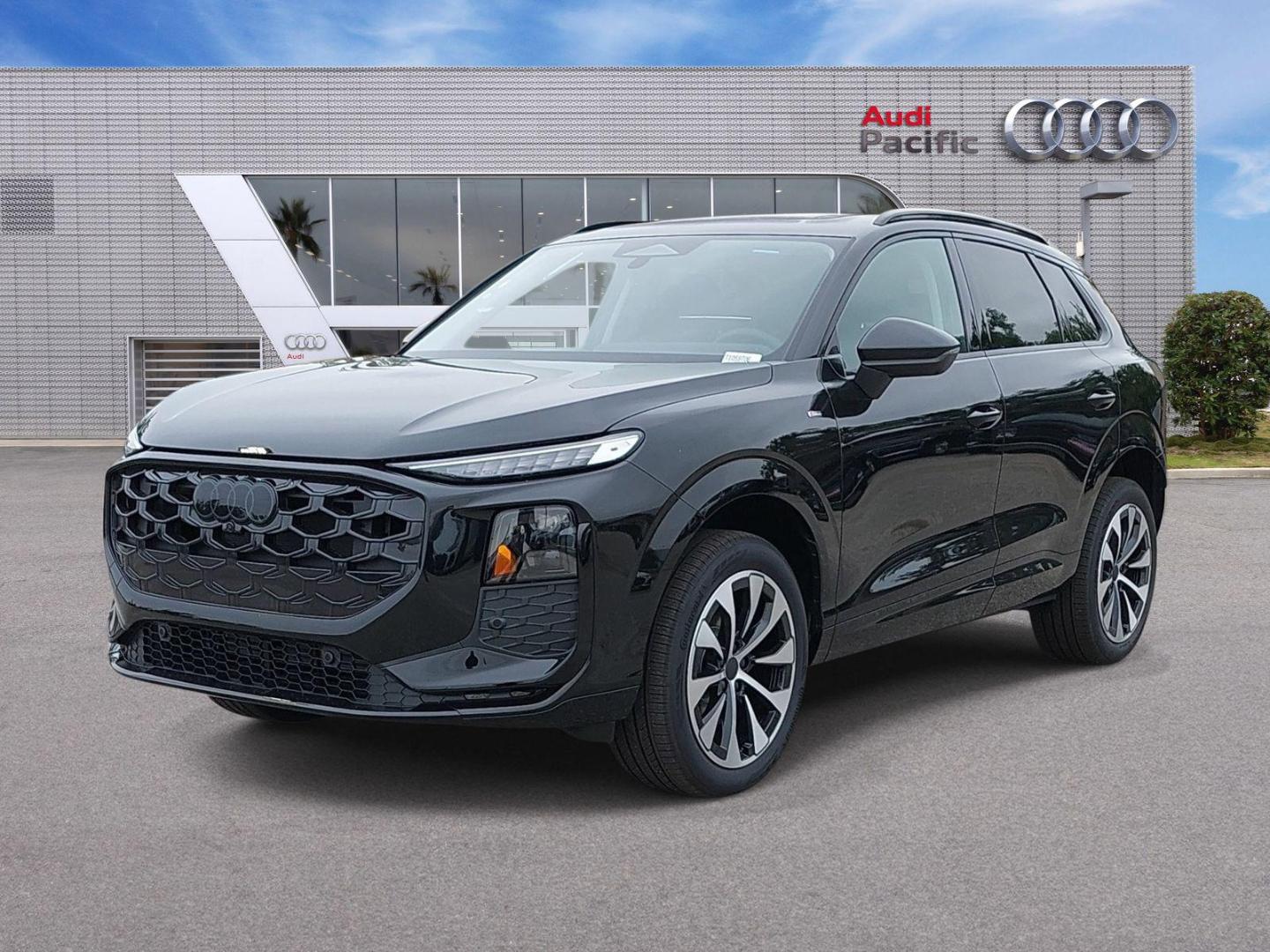 2026 Audi Q3 S line quattro's photo