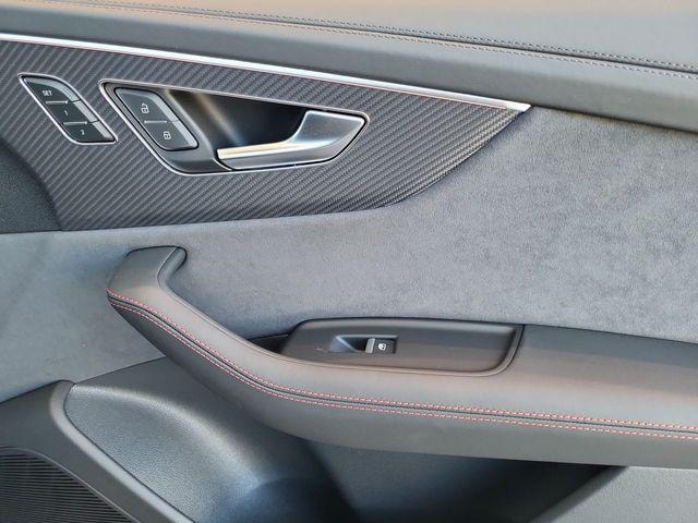2026 Audi SQ8 Prestige - Photo 18