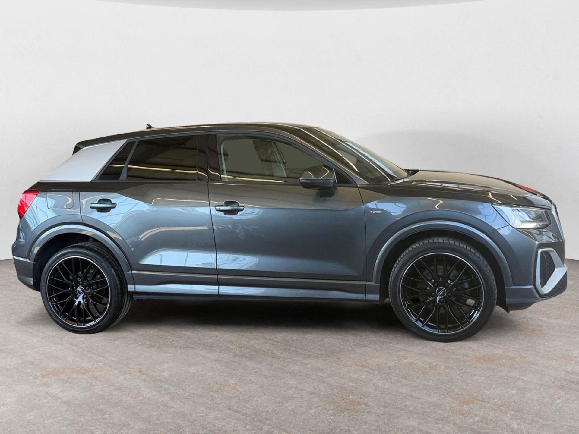Audi Q2 S line