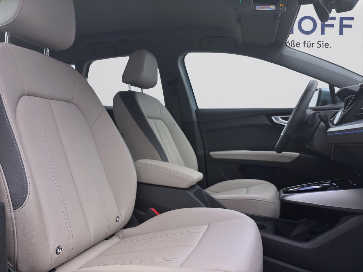 Bild über Audi Q4 e-tron 45 e-tron - für weitere Informationen kontaktieren Sie den Audi Partner