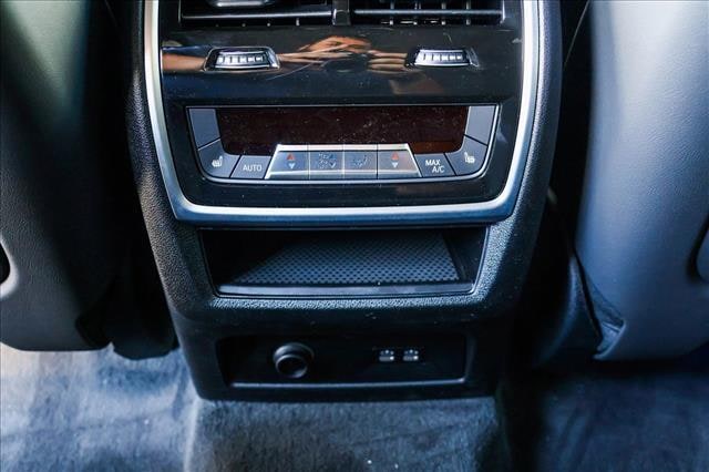 2026 BMW XM Base - Photo 20