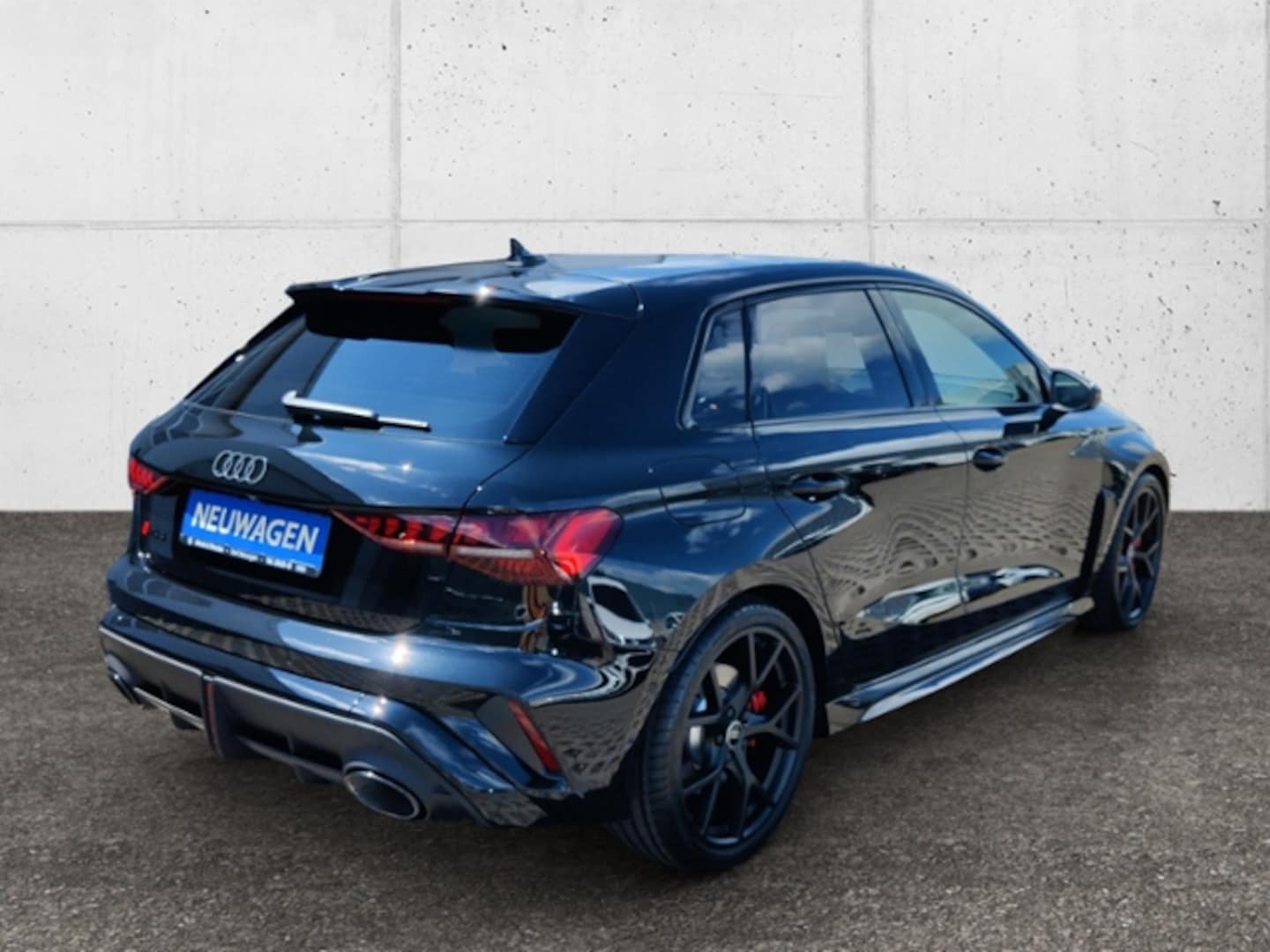 Bild über Audi RS 3 Sportback TFSI quattro 294 kW S tronic - für weitere Informationen kontaktieren Sie den Audi Partner