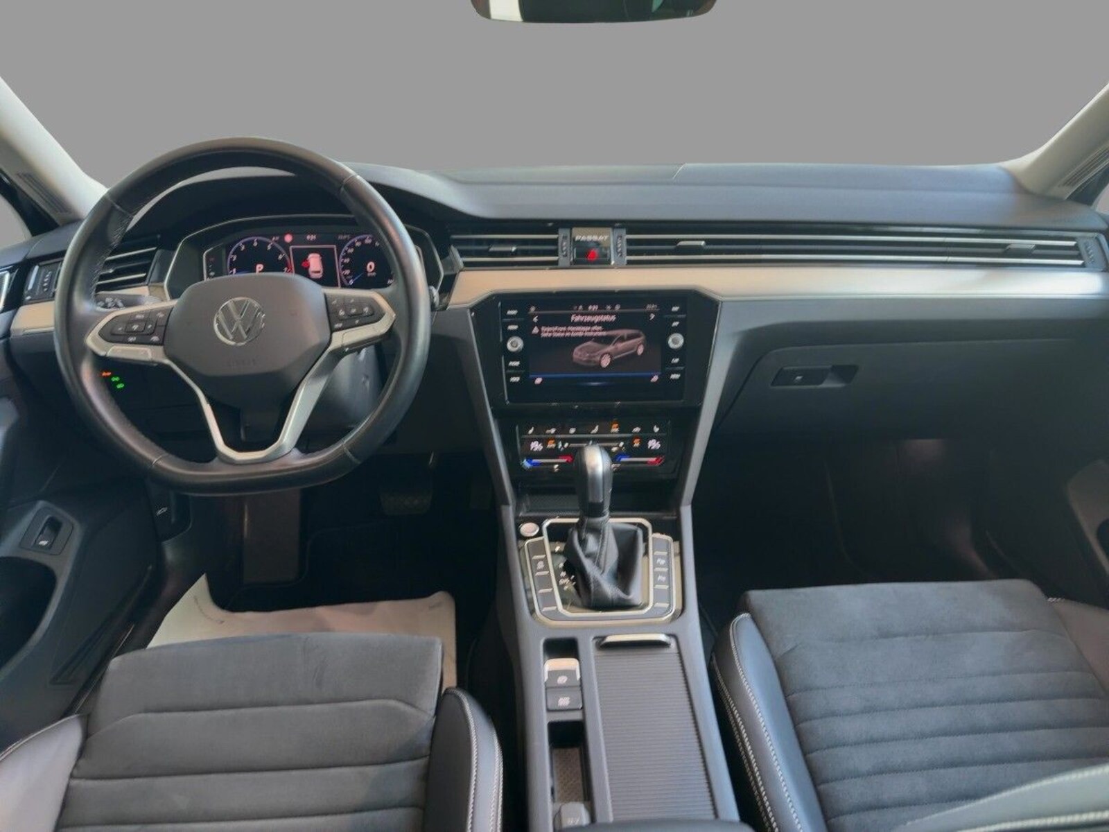 Volkswagen Passat Variant – Bild 9