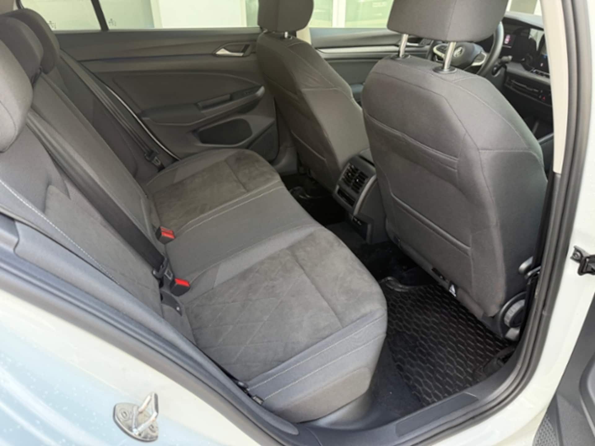 Volkswagen Golf Style