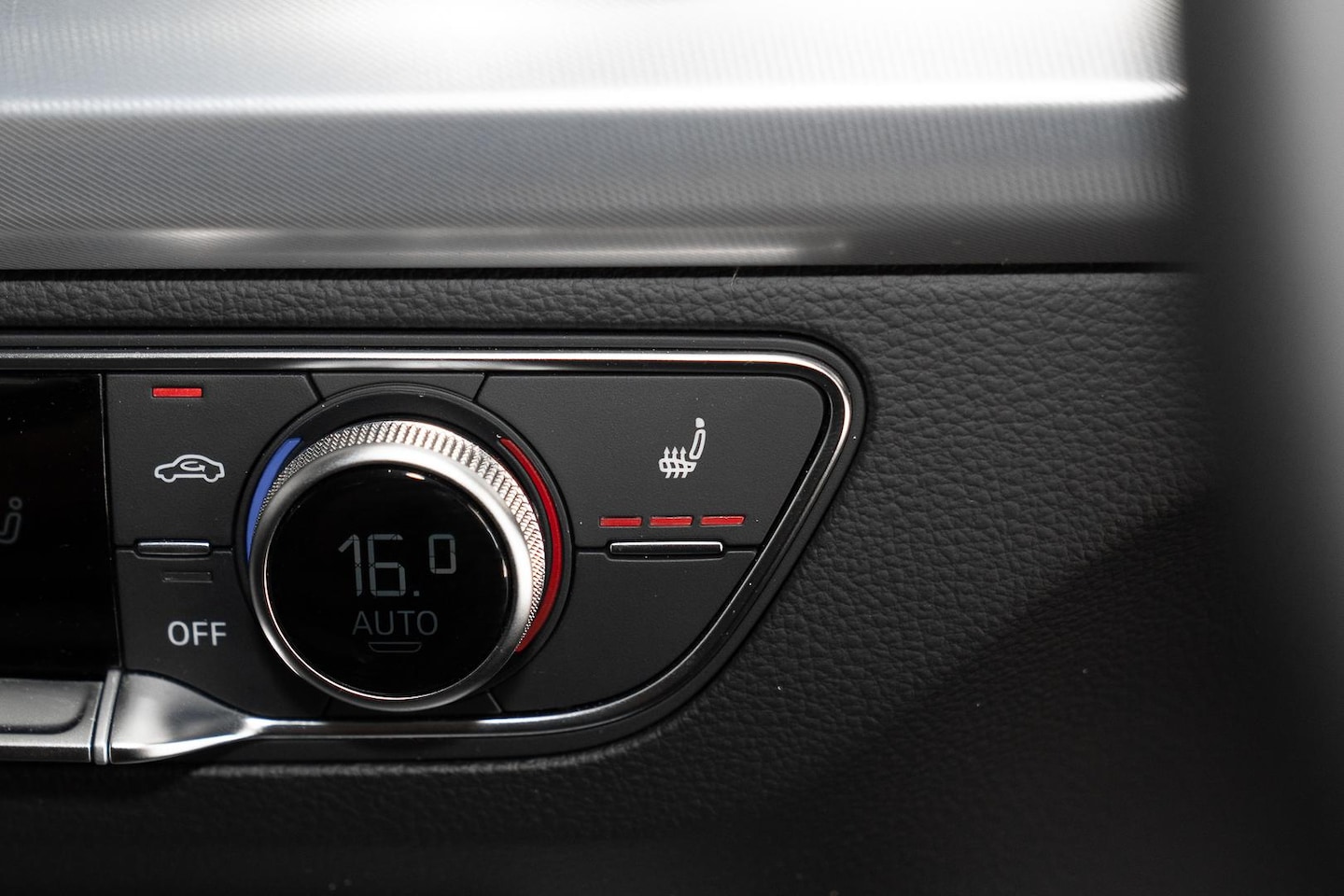 Image about Audi Q5 TFSI e S line 55 TFSI e quattro S tronic
