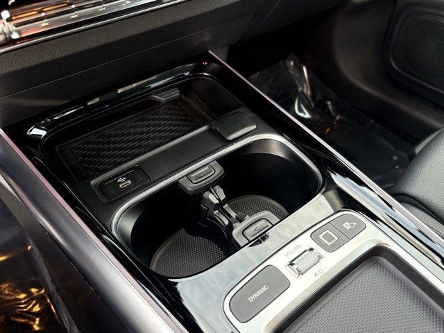 2025 Mercedes-Benz GLA GLA250 - Photo 12