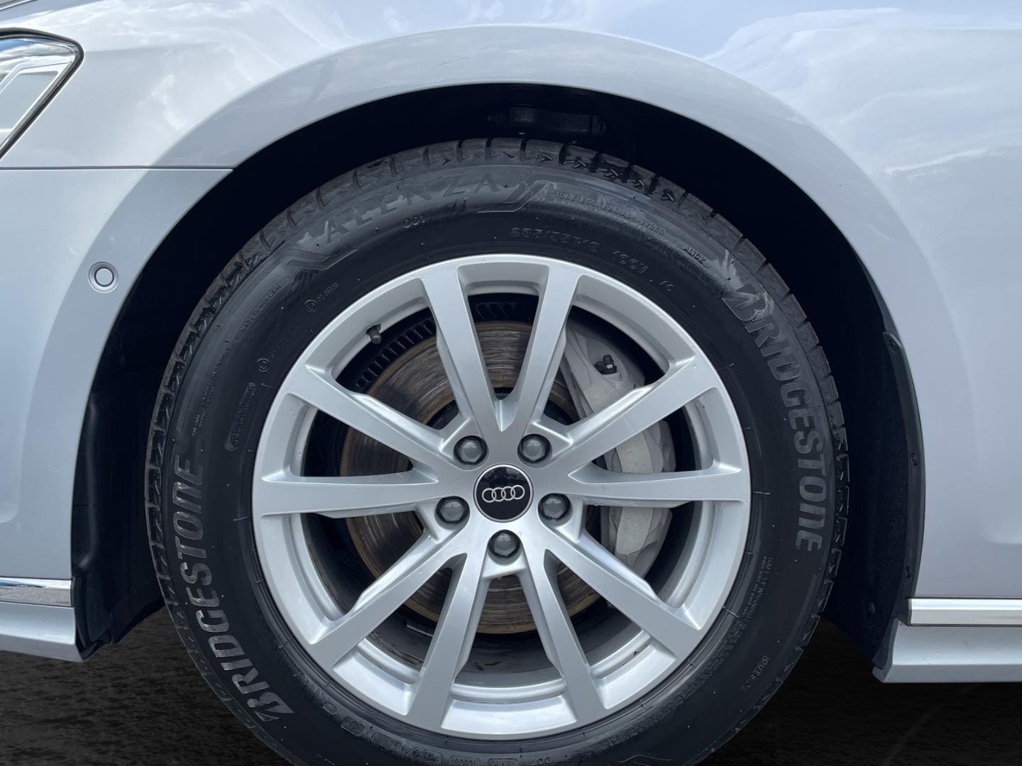 Bild über Audi A8 50 TDI quattro tiptronic - für weitere Informationen kontaktieren Sie den Audi Partner
