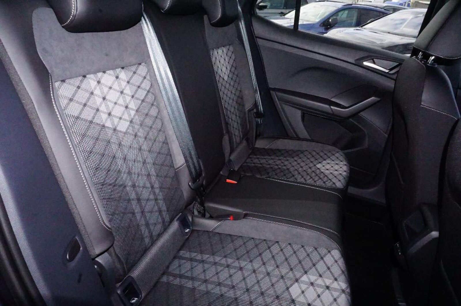 Volkswagen T-Cross – Bild 12