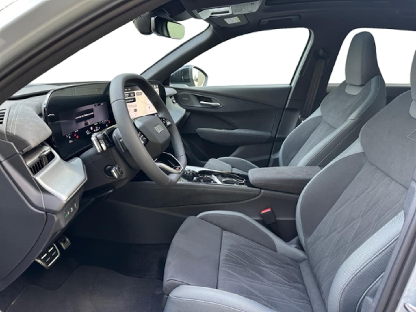 Bild über Audi Q3 SUV TFSI quattro 195 kW S tronic - für weitere Informationen kontaktieren Sie den Audi Partner