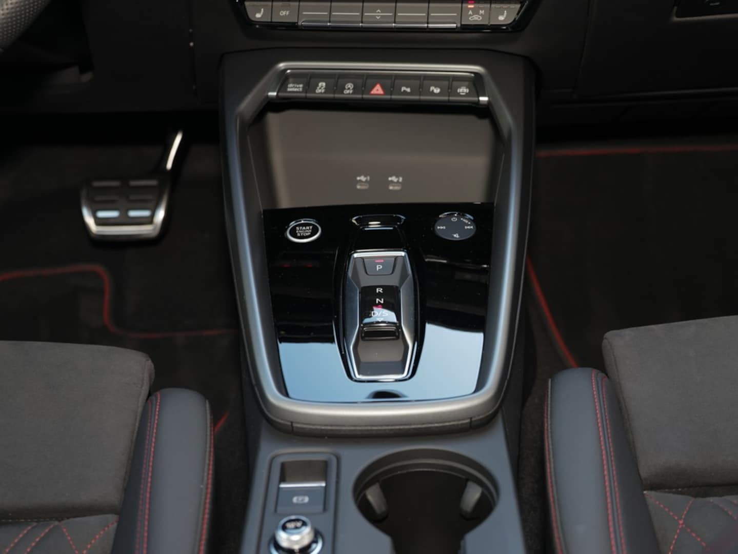 Bild über Audi A3 Sportback S line 35 TDI S tronic - für weitere Informationen kontaktieren Sie den Audi Partner