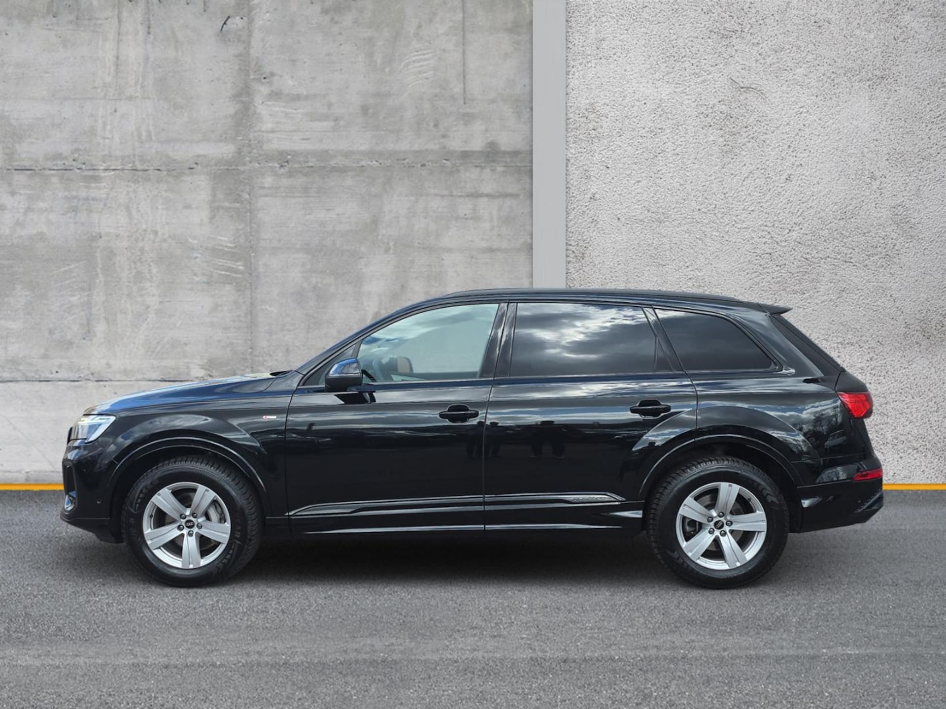Audi Q7 SUV S line