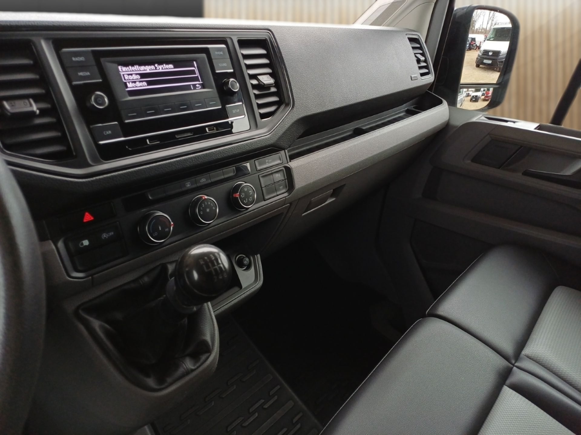 Volkswagen Crafter Kasten mittlerer Radstand