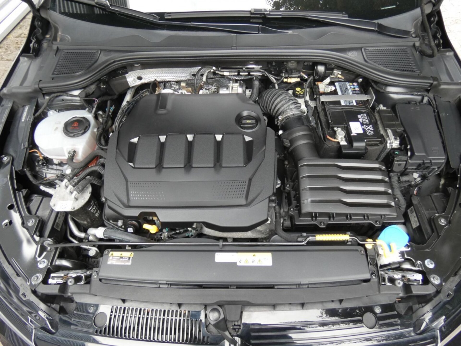 Volkswagen Golf Variant Life