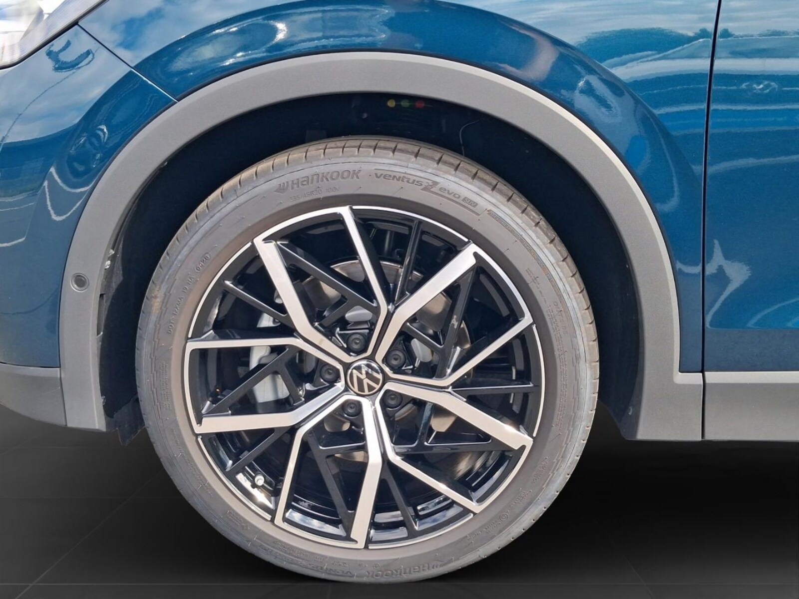 Volkswagen Tiguan – Bild 6
