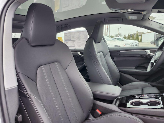 2026 Audi A6 Premium Plus - Photo 17