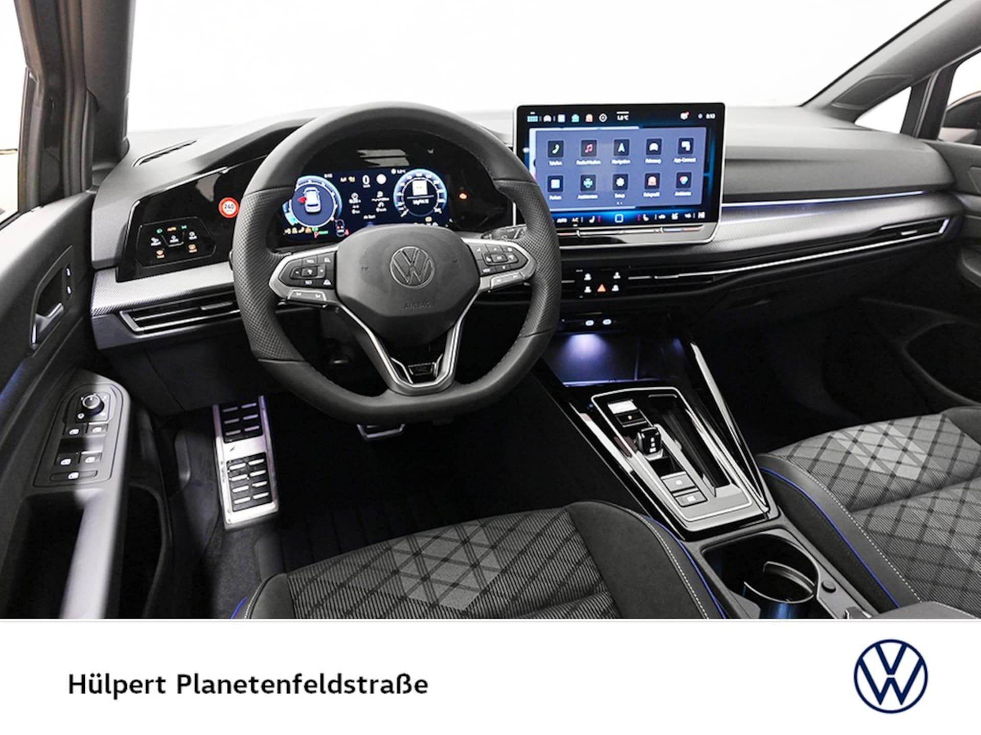 Volkswagen Golf R-Line