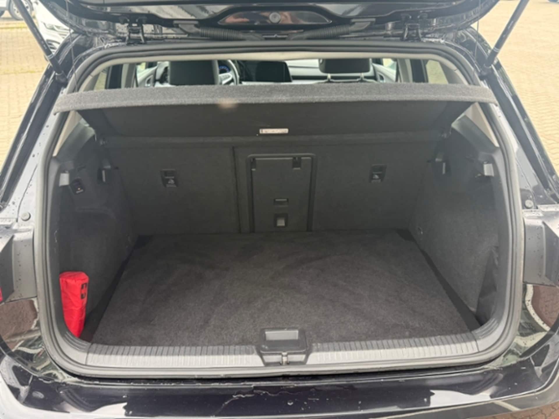 Volkswagen Golf Active