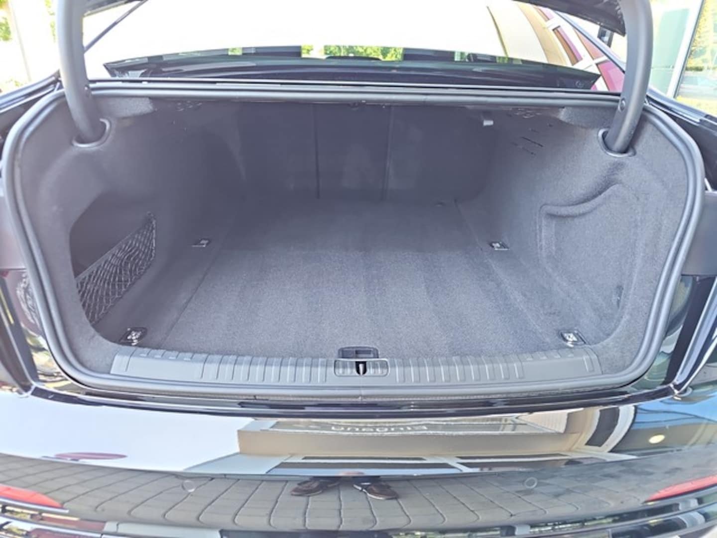 Bild über Audi S6 Limousine TDI quattro tiptronic - für weitere Informationen kontaktieren Sie den Audi Partner