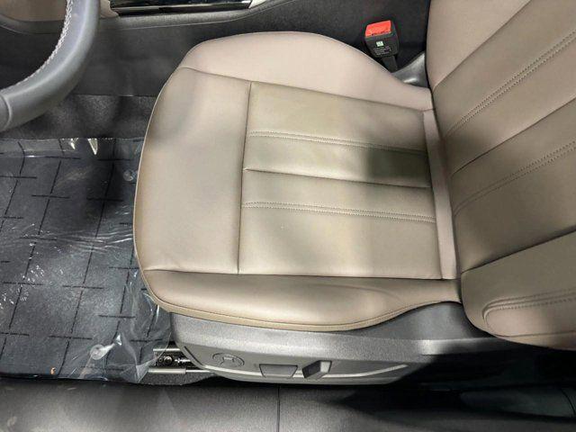 2025 Audi Q5 Premium - Photo 28