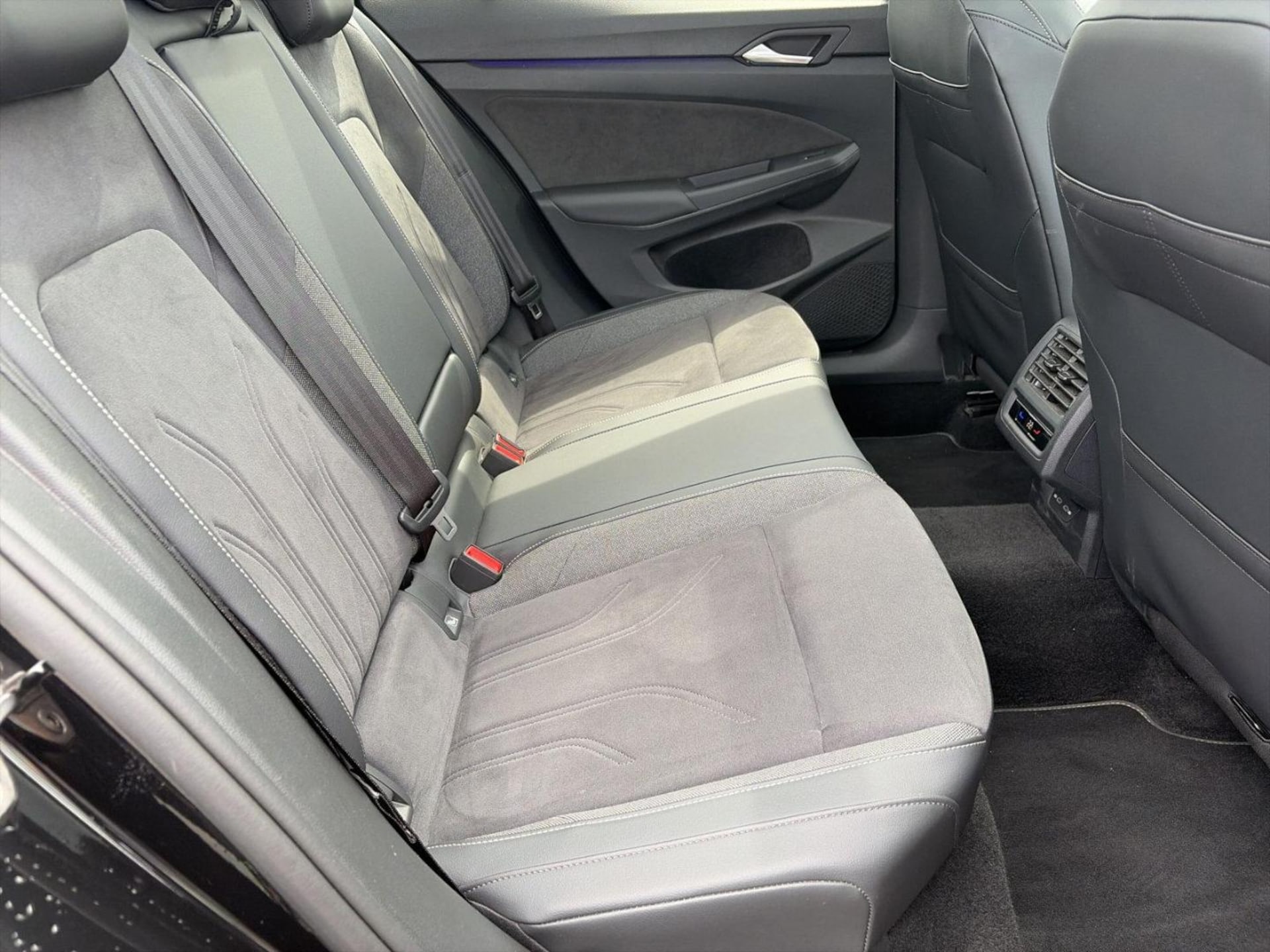 Volkswagen Golf Variant Style