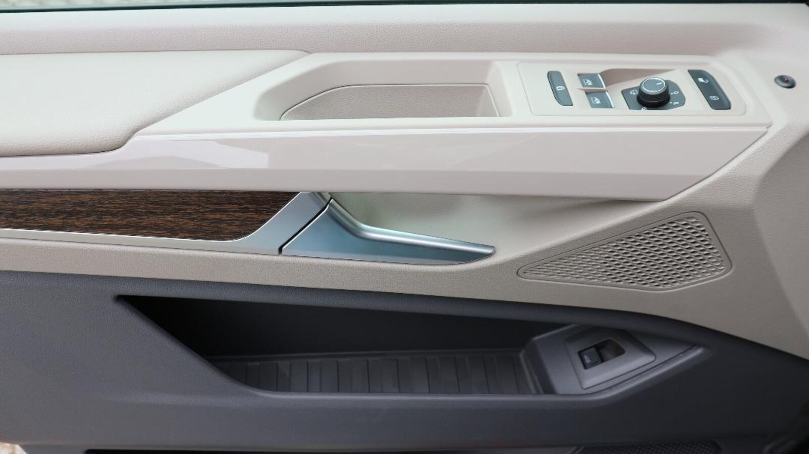 Volkswagen Multivan Langversion – Bild 10