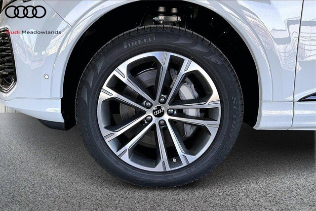 2026 Audi Q7 Premium - Photo 14