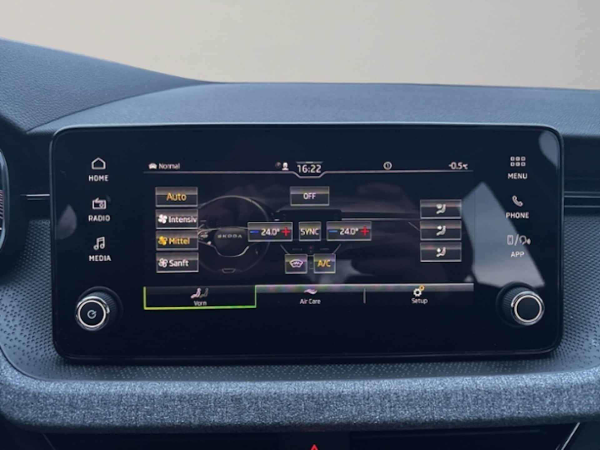 Skoda Scala Tour