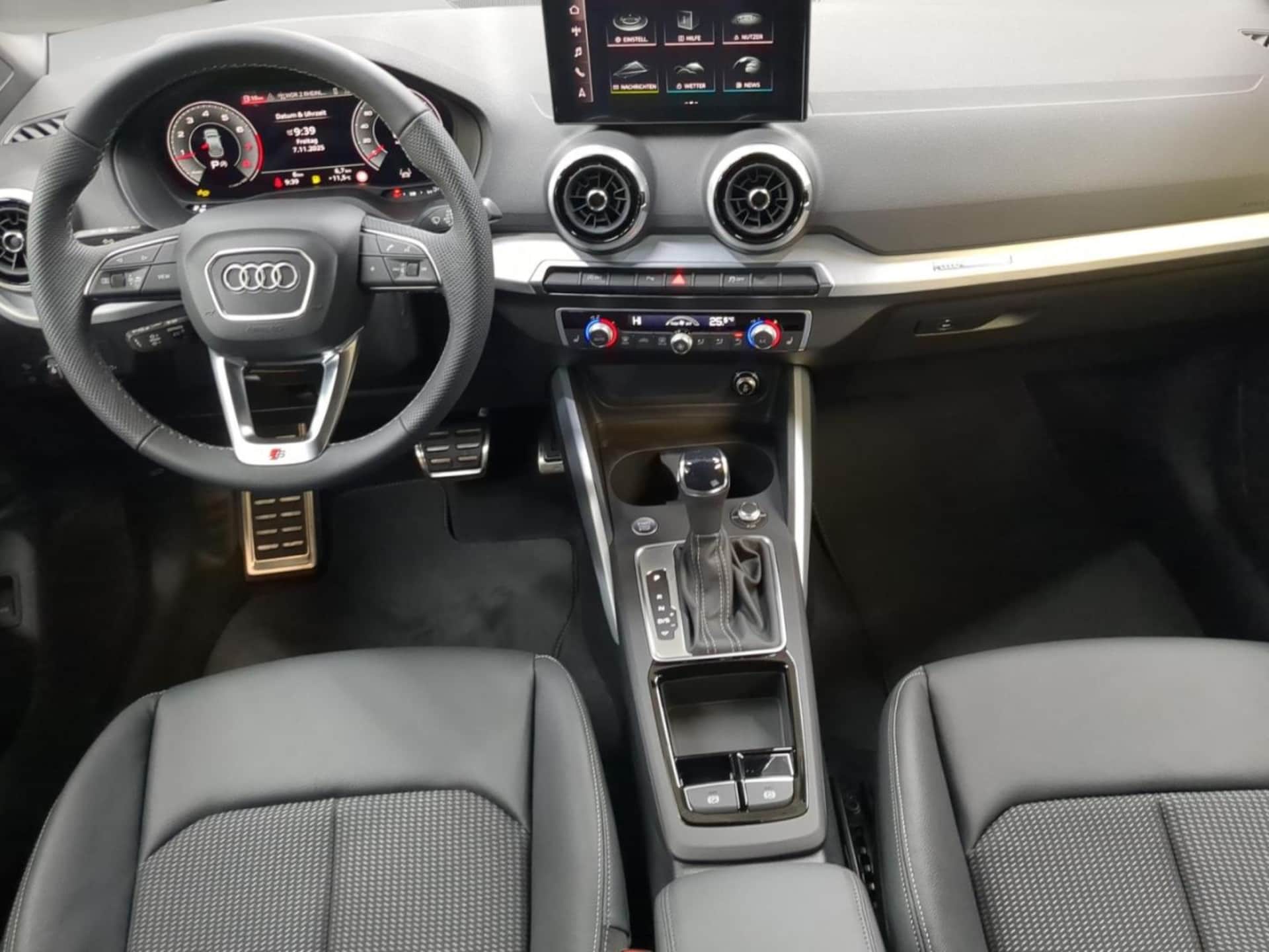 Audi Q2 S line