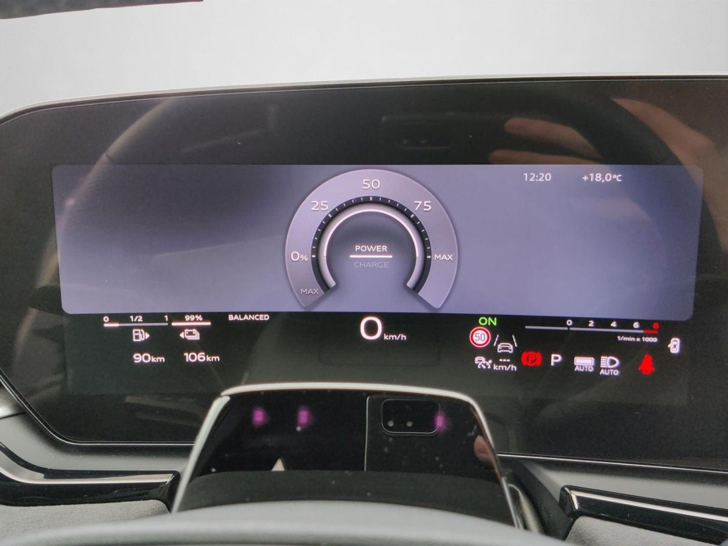 Bild über Audi A5 Avant e-hybrid e-hybrid quattro 220 kW S tronic - für weitere Informationen kontaktieren Sie den Audi Partner