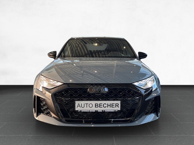 Image about Audi RS 3 Limousine TFSI quattro S tronic