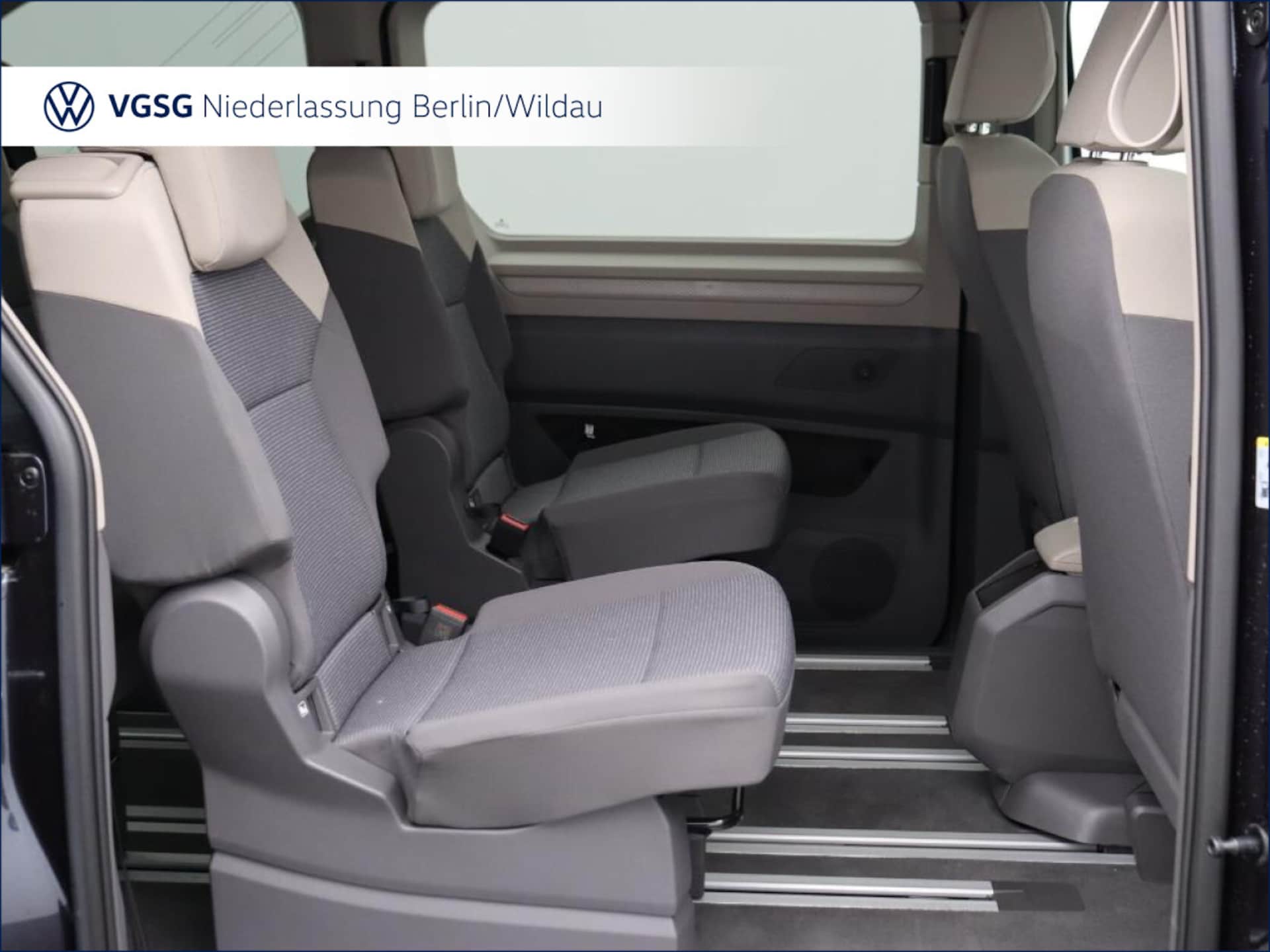 Volkswagen Multivan Basis-Modell