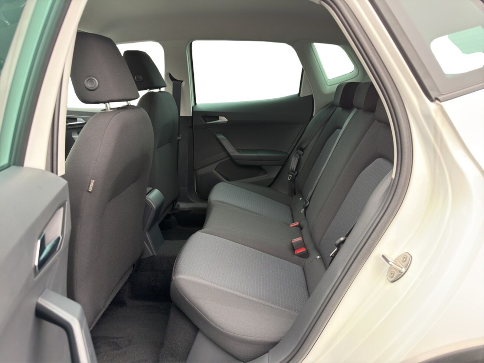 SEAT Arona – Bild 15
