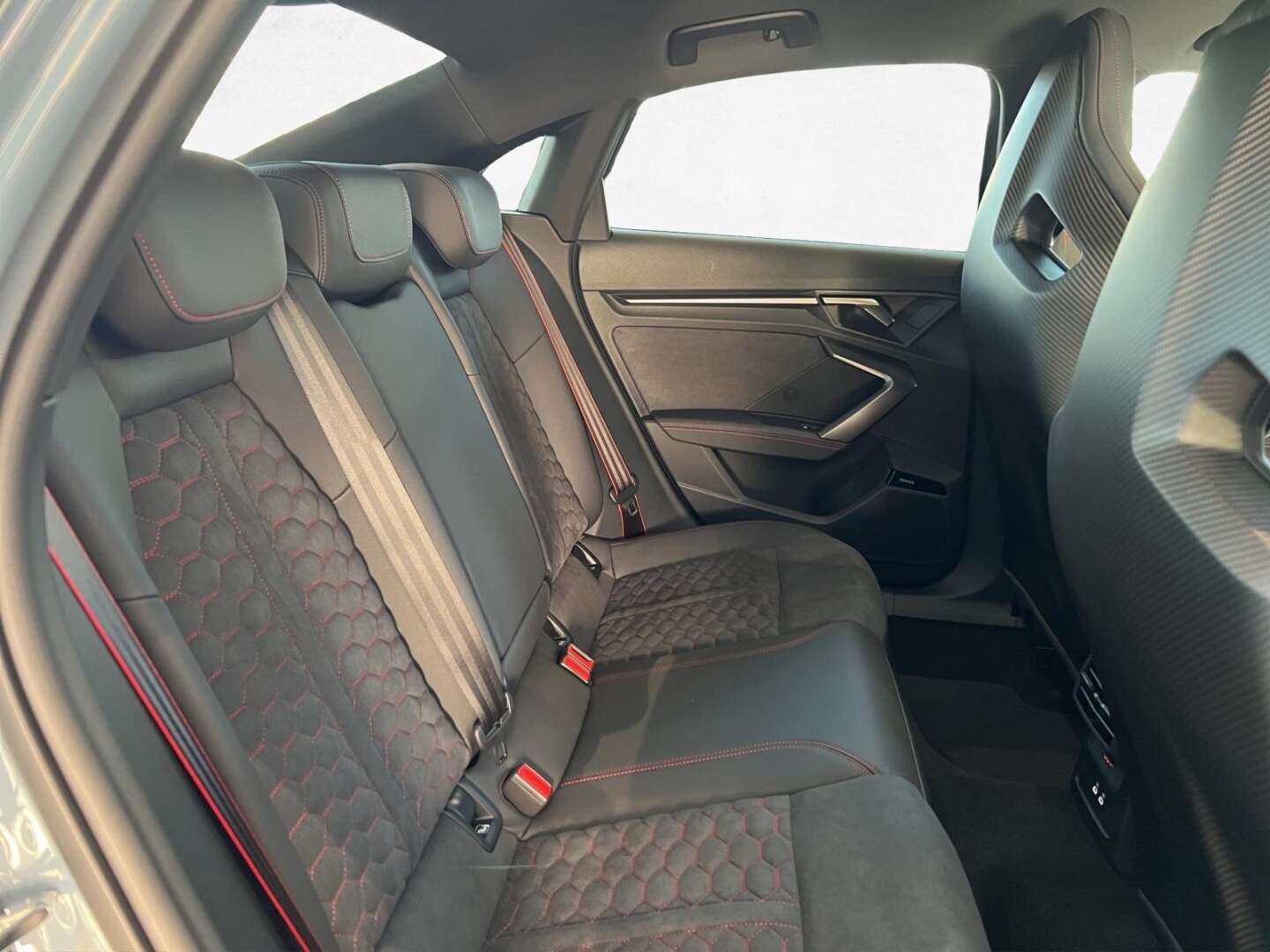 Image about Audi RS 3 Limousine TFSI quattro S tronic
